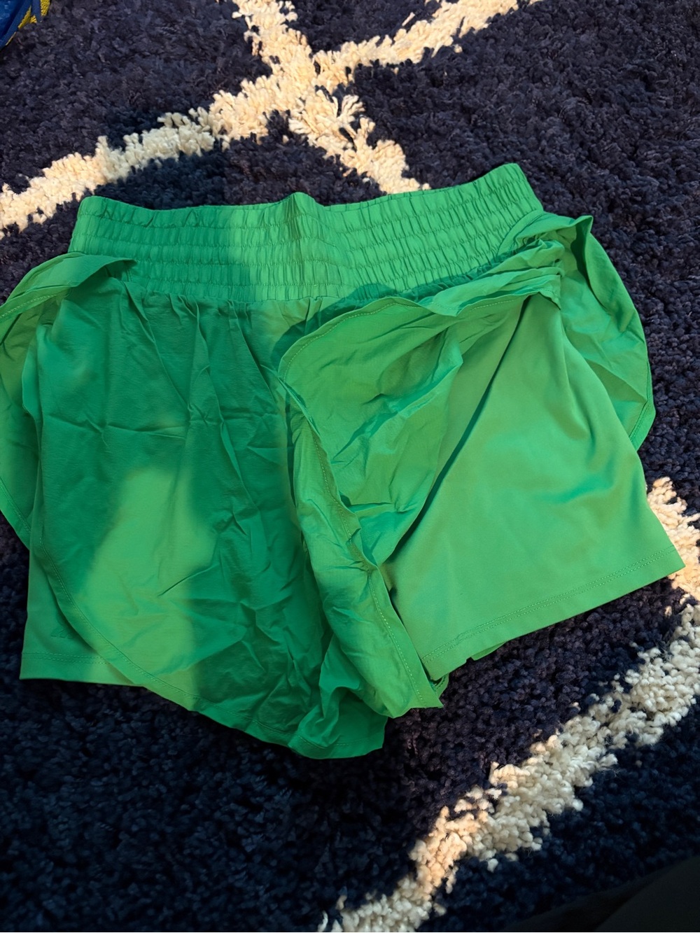 Women’s Green all in motion Athletic Shorts with Liner - Picture 2 of 3